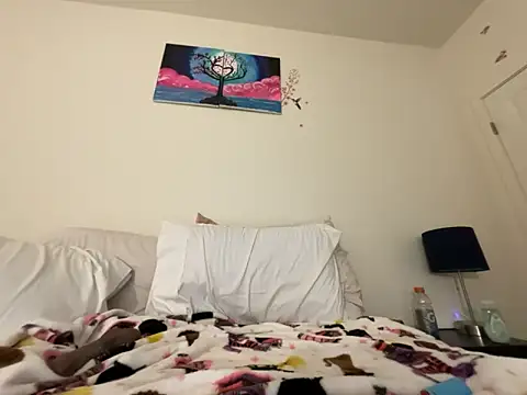 moan4mona Live XXX Chat