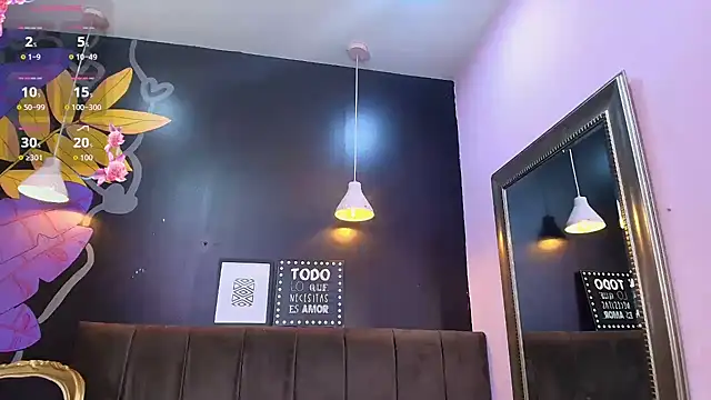 tiiny_emilly Live XXX Chat