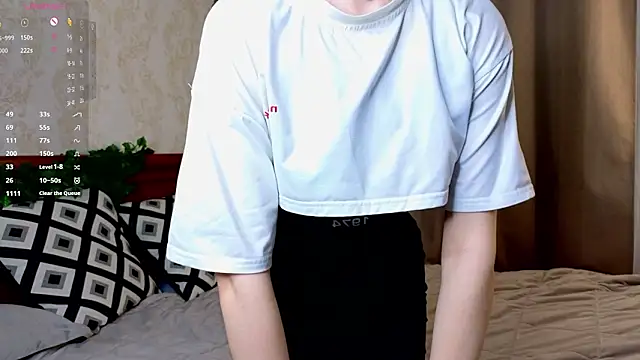 AuburnConfettiのライブXXXチャット