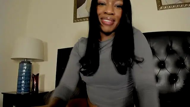 nicolesolace Pertunjukan Webcam