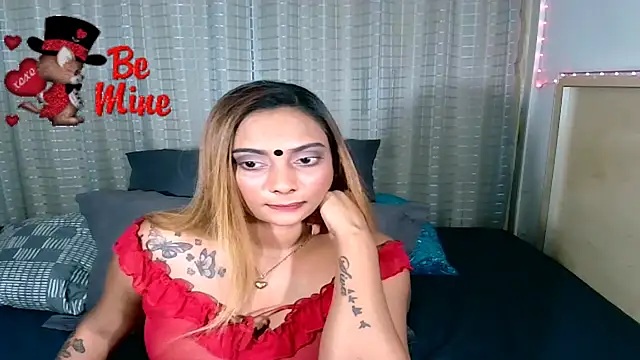 sexyindianchic Adlı Modelin Canlı XXX Sohbeti