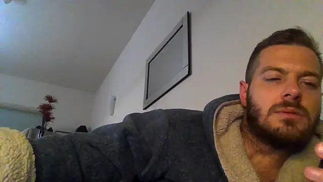 XXX chat uživo modela THE_CHEEKY_ALPHA