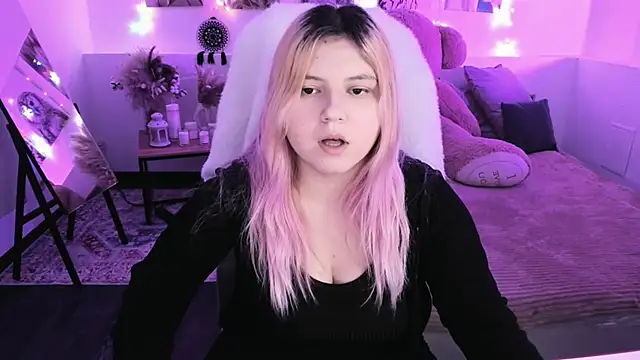 DiaAngell: онлайн-секс-чат