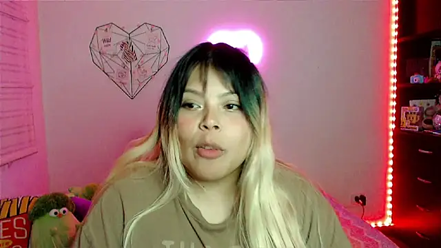 EllieMoonX Live XXX-chat