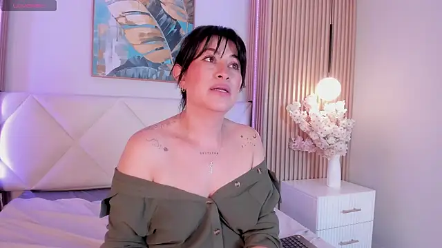 Scarlett_Milleer's Webcam Show