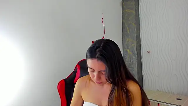 lala_clark Obrolan Langsung XXX