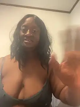 Katiefyi 现场XXX聊天