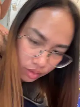 Ponthip Pertunjukan Webcam