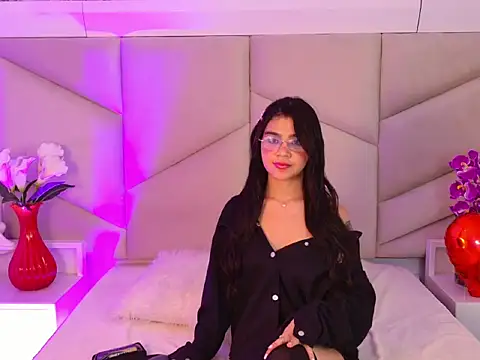 OliviaDiazのライブXXXチャット