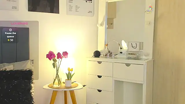 hollyprincess_2's Live XXX Chat