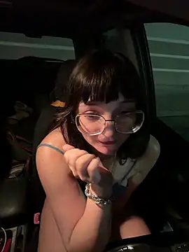 urpuppymoon Chat XXX live