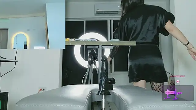 levana1 Live XXX-Chat