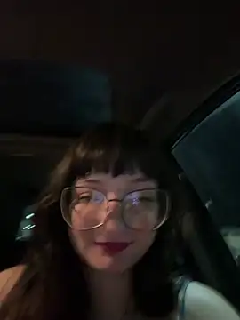 urpuppymoon's Webcam Show