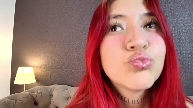 Chatroom XXX en direct de Megan__Honey