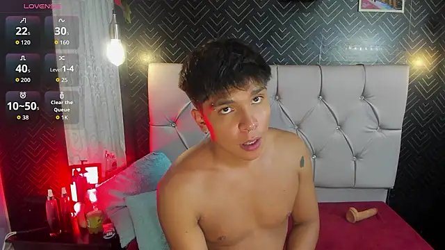 Thiago_Kozak: онлайн-секс-чат