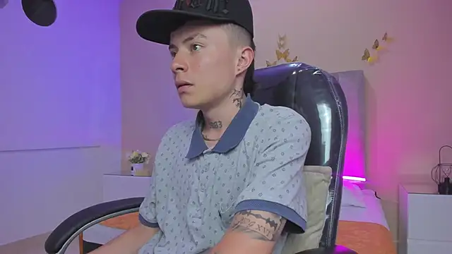 Nascary_Fox: онлайн-секс-чат