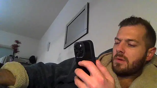 THE_CHEEKY_ALPHA's Live XXX Chat