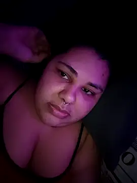 xlatinastar's Live XXX Chat