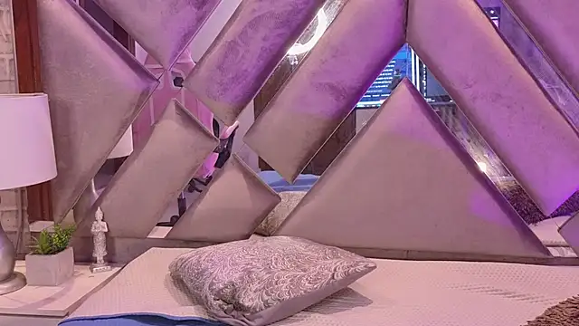 HarperrWest: онлайн-секс-чат