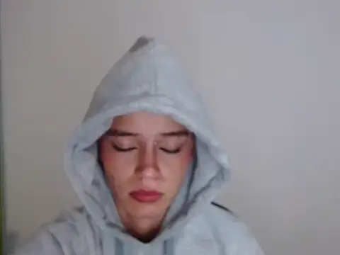 Brenda_Tina699 Live XXX-Chat