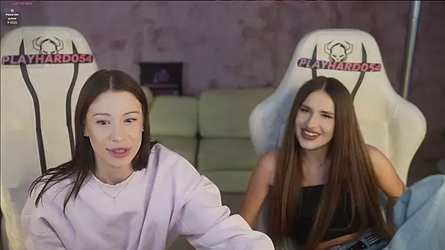 Selena_Glow live XXX chat