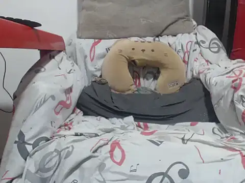 PONSE_LATINO's Live XXX Chat