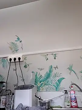 XXX chat uživo modela emiliemilf