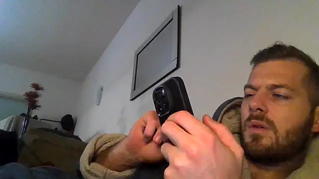 THE_CHEEKY_ALPHA 即時 XXX 聊天