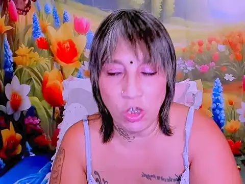 XXX chat uživo modela indianroxy