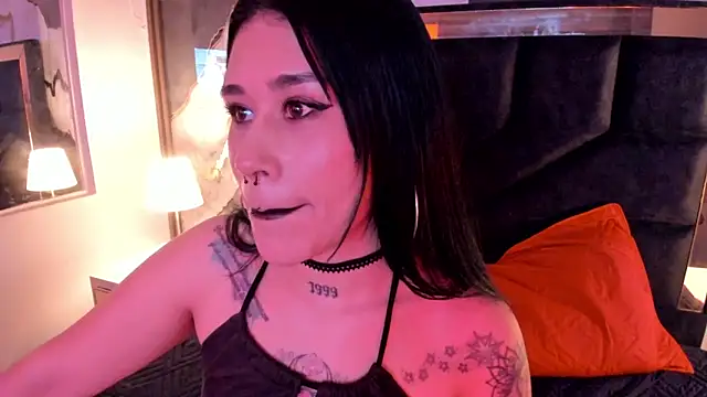 SusanVilla's Live XXX Chat