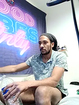 Mikaaa97 Chat XXX live