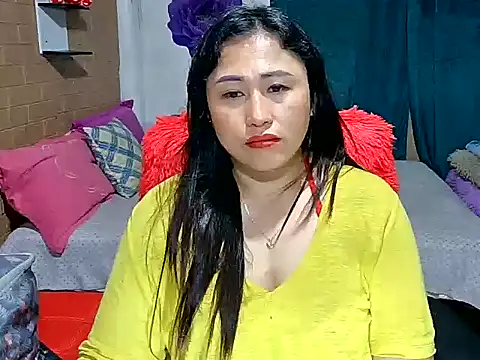 Chat +18 de Ugly-Filipina ao vivo