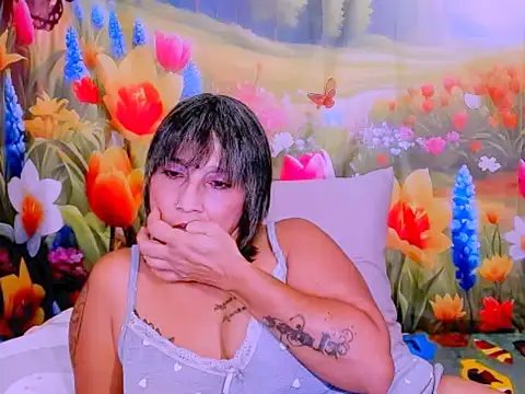 indianroxy 即時 XXX 聊天