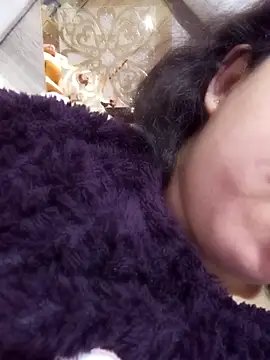 Beerrry Adlı Modelin Canlı XXX Sohbeti