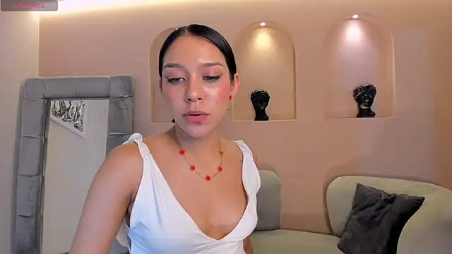 XXX chat uživo modela AmaliaCrus