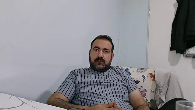 mio_jaks Chat XXX in diretta