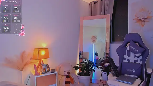 roxie_gates_n Live XXX chat