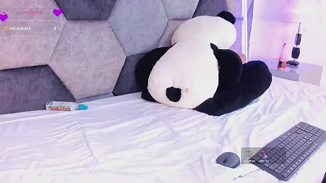 Chat +18 de DulceJones ao vivo