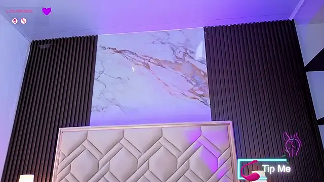 Živý XXX chat MiaaFarrel