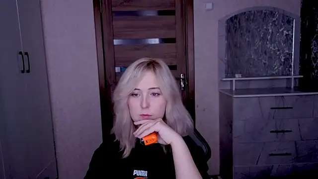 Kristy-Max: απευθείας συνομιλία ΧΧΧ