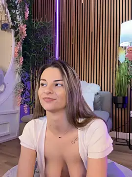 SweetSofiX Live XXX-chat