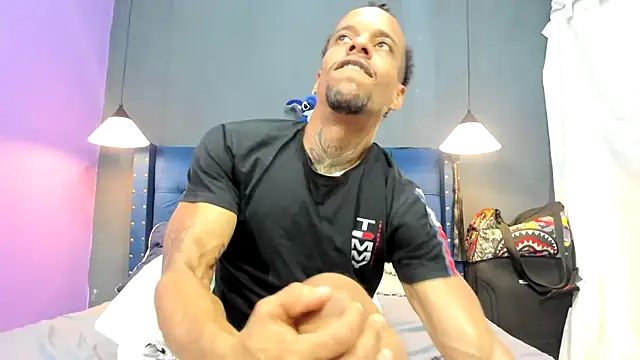 Chatroom XXX en direct de Salomon_koude