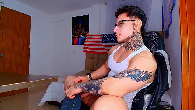 Chat XXX Live DennisWalkerr