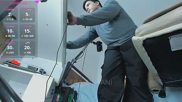 عرض كام Thom_Ohtani