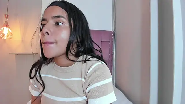 Roxy_Stonee's Live XXX Chat