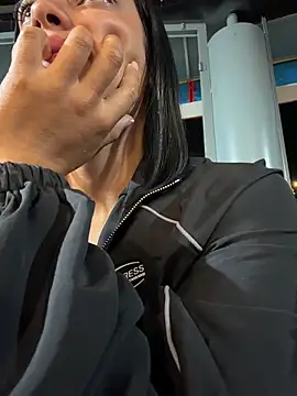 دردشة AlannaEvons الجنسية المباشرة