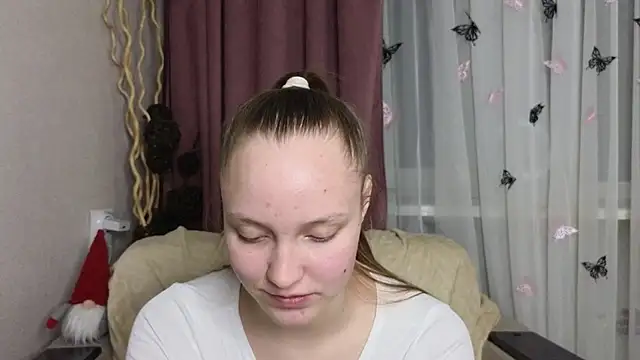 XXX chat uživo modela BibiStapler