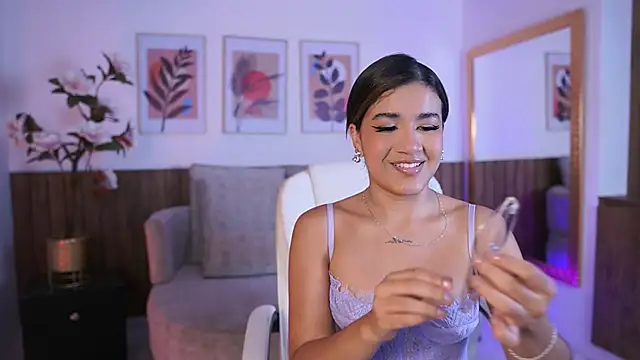 IvyGrabes' Live XXX Chat