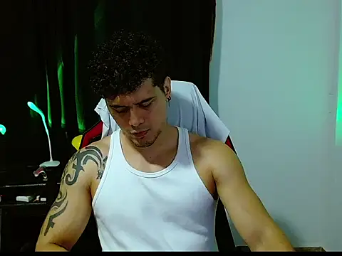 Logan0626 网络视讯表演