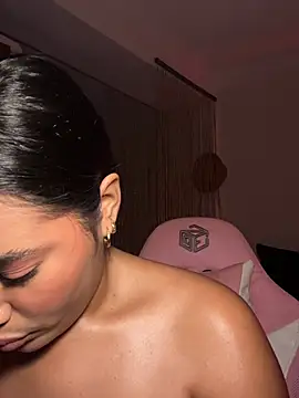 Sweetroseof 现场XXX聊天